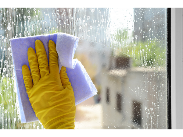 東莞保潔服務(wù)公司/專(zhuān)業(yè)開(kāi)荒保潔清洗隊(duì)伍